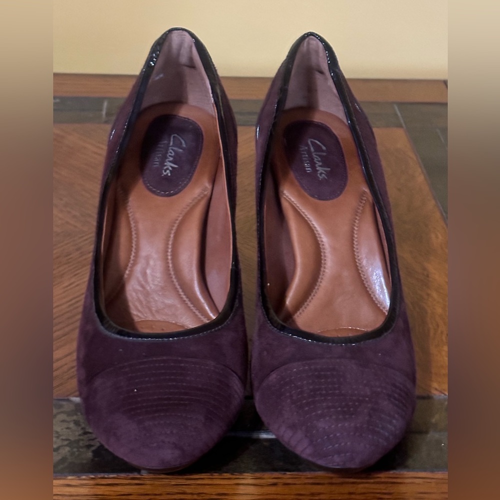 Clarks Artisan burgundy suede heels 3 inches